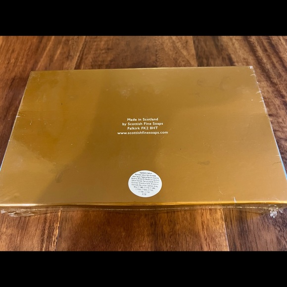 Scottish Fine Soaps HONEY Vintage Pure Vegetable Bar Soap Box Set Made Scotland - Picture 3 of 6